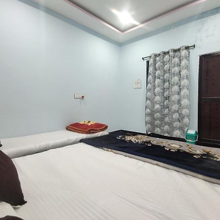 Geeta Homestay Ujjain Exterior photo