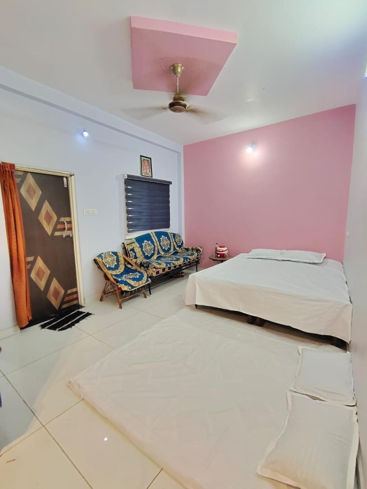 Geeta Homestay Ujjain Exterior photo