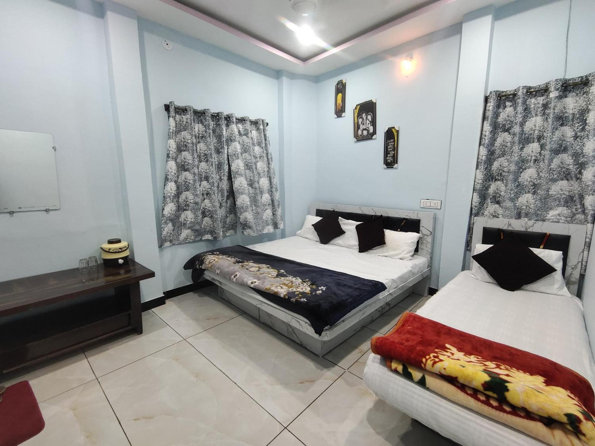 Geeta Homestay Ujjain Exterior photo